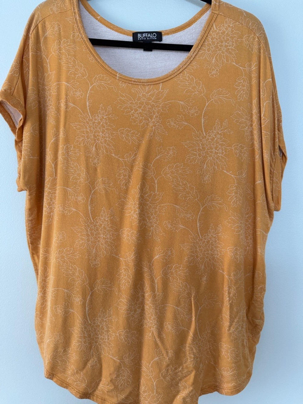 Buffalo David Bitton Mustard Floral Short Sleeve Tee - size L